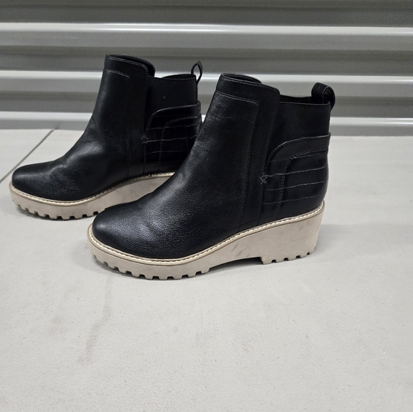 DV by Dolce Vita Rielle Bootie Sz 9 - Picture 4 of 5